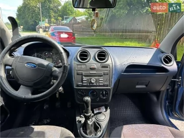 Авто Ford Fiesta 2007 № 7721319