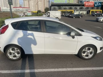 Авто Ford Fiesta 2015 № 7721379