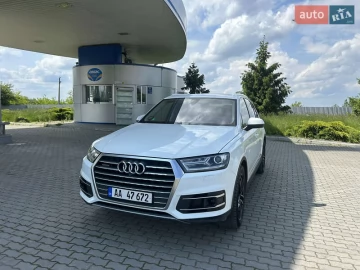 Авто Audi Q7 2015 № 7721473
