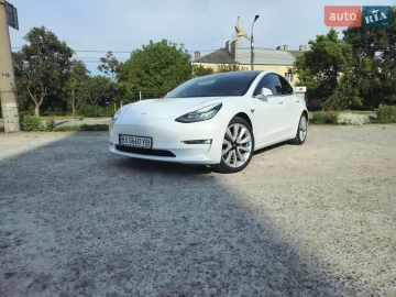 Авто Tesla Model 3 2018 № 7721652