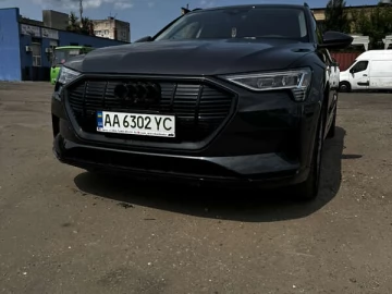 Авто Audi E-Tron 2023 № 7721686