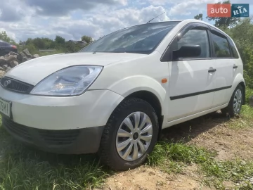 Авто Ford Fiesta 2004 № 7721706