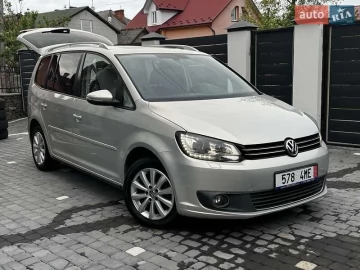 Авто Volkswagen Touran 2011 № 7721821