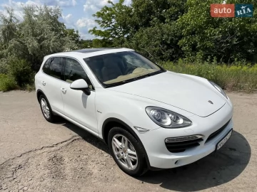 Авто Porsche Cayenne 2013 № 7721893