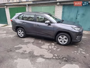 Авто Toyota Rav4 2019 № 7721908