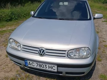 Авто Volkswagen Golf 2000 № 7721960