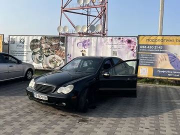 Авто Mercedes C-Class 2003 № 7721986