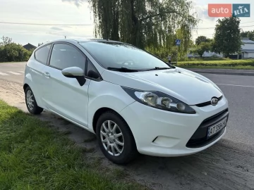 Авто Ford Fiesta 2011 № 7721997