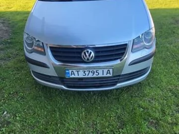 Авто Volkswagen Touran 2007 № 7722003
