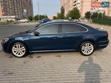 Авто Volkswagen Passat 2018 № 7722114