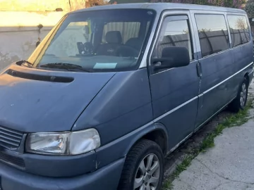 Авто Volkswagen Transporter 2000 № 7722244
