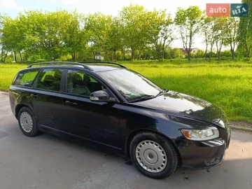 Авто Volvo V50 2010 № 7722272
