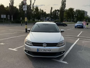 Авто Volkswagen Jetta 2011 № 7722309