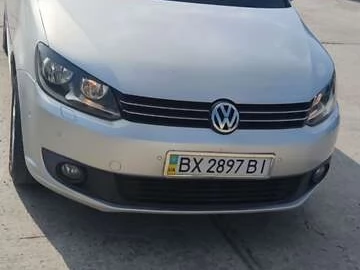 Авто Volkswagen Touran 2010 № 7722318