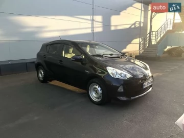 Авто Toyota Aqua 2014 № 7722319