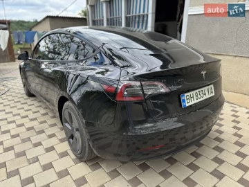 Авто Tesla Model 3 2022 № 7722421