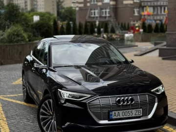Авто Audi E-Tron 2020 № 7722464
