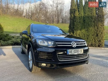 Авто Volkswagen Touareg 2014 № 7722514