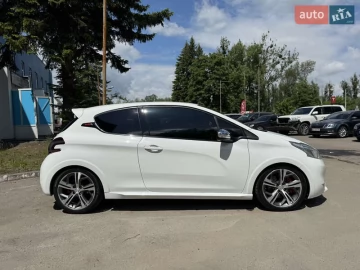Авто Peugeot 208 2013 № 7722534