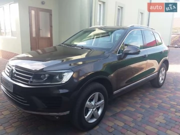 Авто Volkswagen Touareg 2015 № 7722625