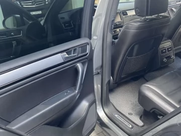 Авто Volkswagen Touareg 2016 № 7722631