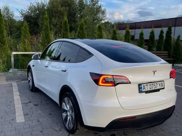 Авто Tesla Model Y 2021 № 7722650