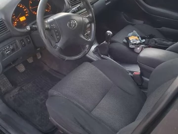 Авто Toyota Avensis 2004 № 7722759