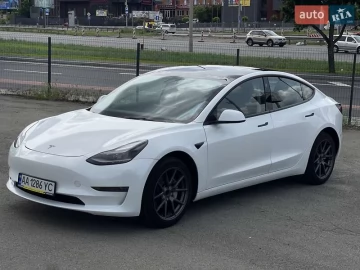 Авто Tesla Model 3 2023 № 7722851