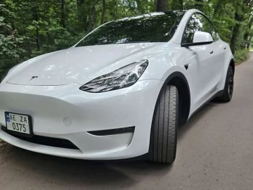 Авто Tesla Model Y 2022 № 7723049
