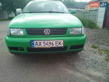 Авто Volkswagen Polo 2000 № 7723064