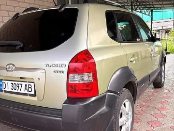 Авто Hyundai Tucson 2005 № 7723143
