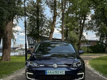 Авто Volkswagen E-Golf 2014 № 7723174