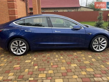 Авто Tesla Model 3 2019 № 7723226