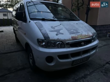 Авто Hyundai H-1 2000 № 7723371