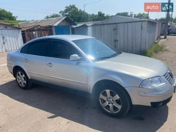 Авто Volkswagen Passat 2001 № 7723380