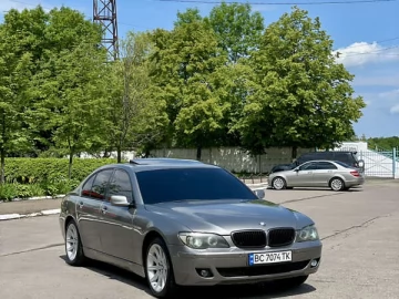 Авто BMW 7 Series 2006 № 7723503