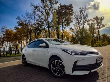 Авто Toyota Corolla 2018 № 7723509