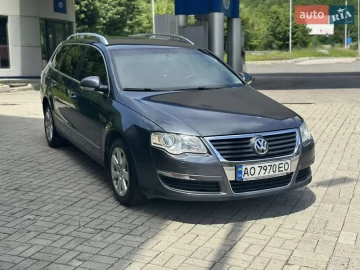 Авто Volkswagen Passat 2010 № 7723778