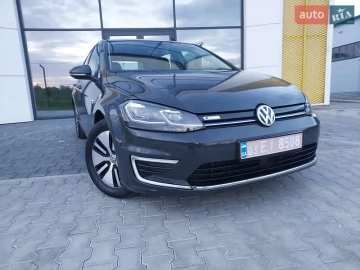 Авто Volkswagen E-Golf 2020 № 7723923