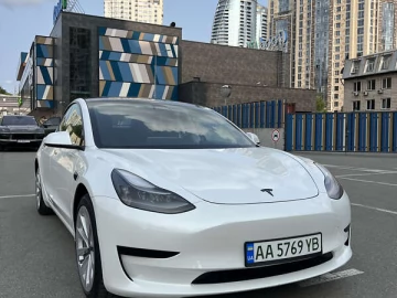 Авто Tesla Model 3 2021 № 7724000