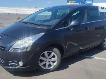 Авто Peugeot 5008 2013 № 7724215