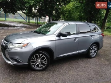 Авто Mitsubishi Outlander 2017 № 7724285