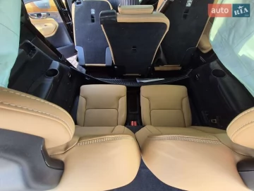 Авто Volvo Xc90 2018 № 7724336