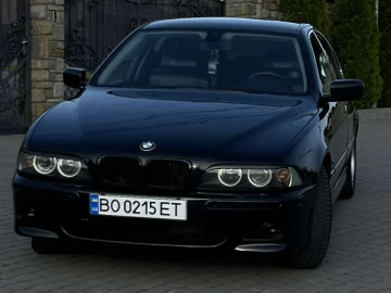 Авто BMW 5 Series 2002 № 7724499