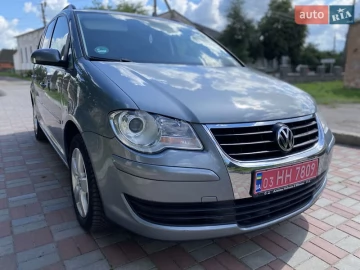 Авто Volkswagen Touran 2007 № 7724517