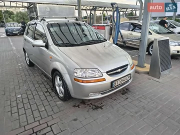 Авто Chevrolet Aveo 2005 № 7724951