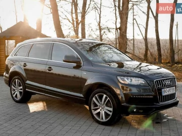 Авто Audi Q7 2010 № 7725079
