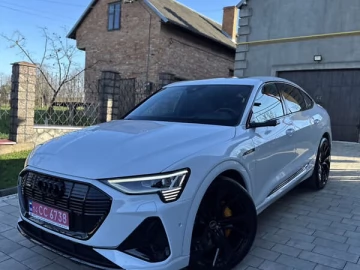Авто Audi E-Tron 2020 № 7725105