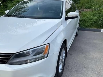 Авто Volkswagen Jetta 2013 № 7725130
