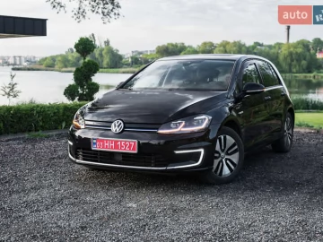 Авто Volkswagen E-Golf 2018 № 7725137